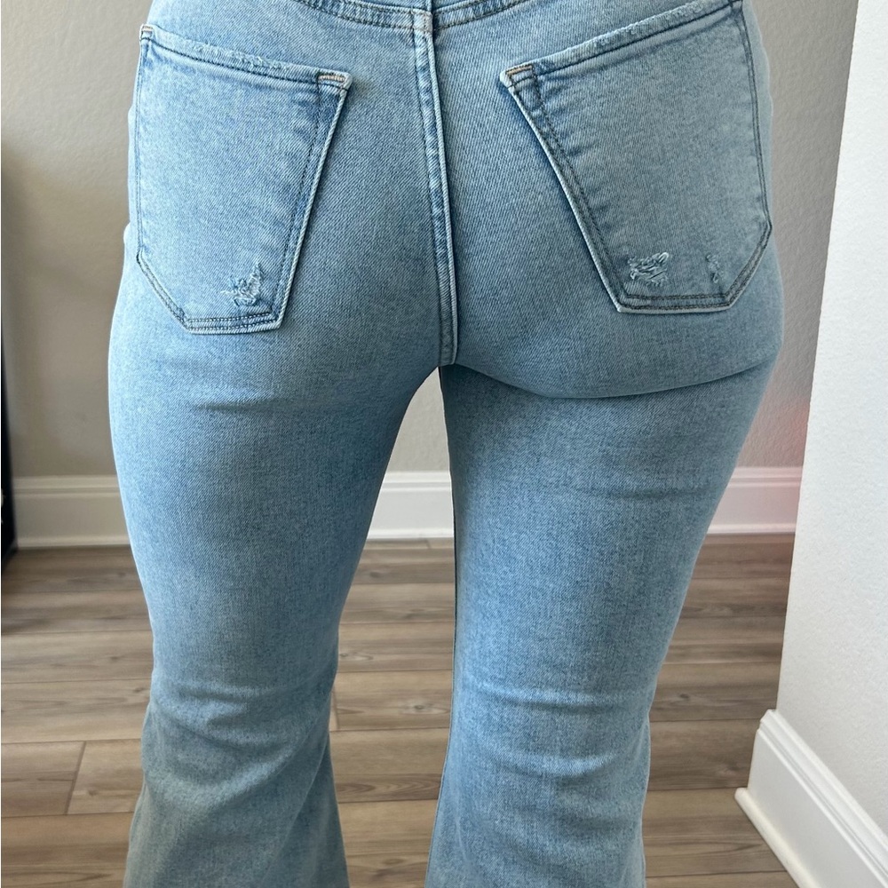 Abercrombie & Fitch Light Blue Flare Jeans- high rise, size 26. Bell bottoms - Picture 4 of 13